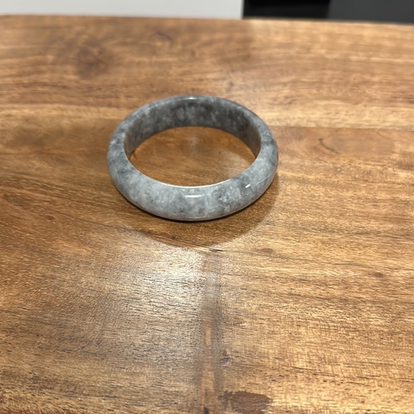 Grey Burma Jadeite Bracelet 54mm - Picture 4 of 6